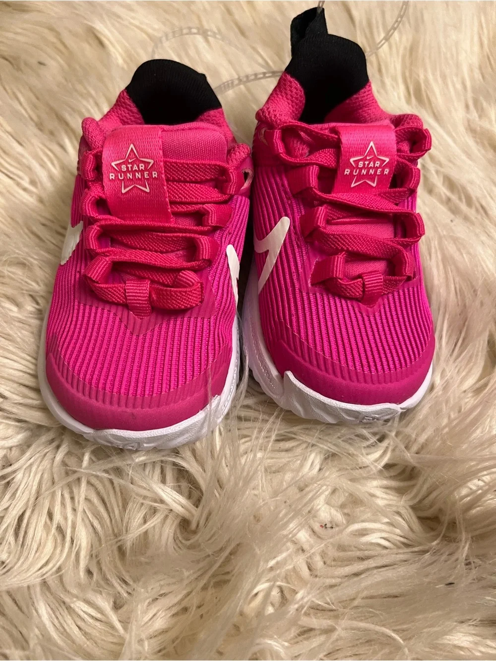 Nike Kids' Star Runner Hot Pink Sneakers